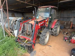 Case IH Farmall 60B Utility Tractor With Loader Arms (Non Goer)