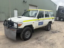 2018 Toyota Landcruiser 4x4 Troopcarrier *Ex Mine* *Non-Runner*