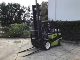 Clark C35 LPG **Mechanical Repairs Required**