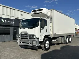 2017 Isuzu FVL 240 300  6x2 Refrigerated Pantech (Auto) (24T GVM)