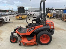 Kubota ZD1211 Zero Turn Ride On Mower (Council Asset)
