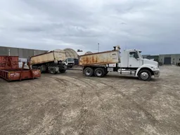 2009 Freightliner Columbia CL112 6x4 Tipper & 2009 CBB Dog Trailer