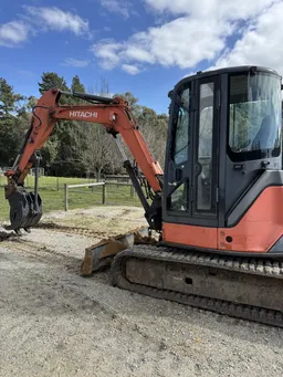 Hitachi ZX40U-3F Excavator (Located Pakenham)