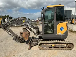 2020 VOLVO ECR 35D Excavator