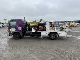 2003 Hino FD   4x2 Concrete – Pump Truck
