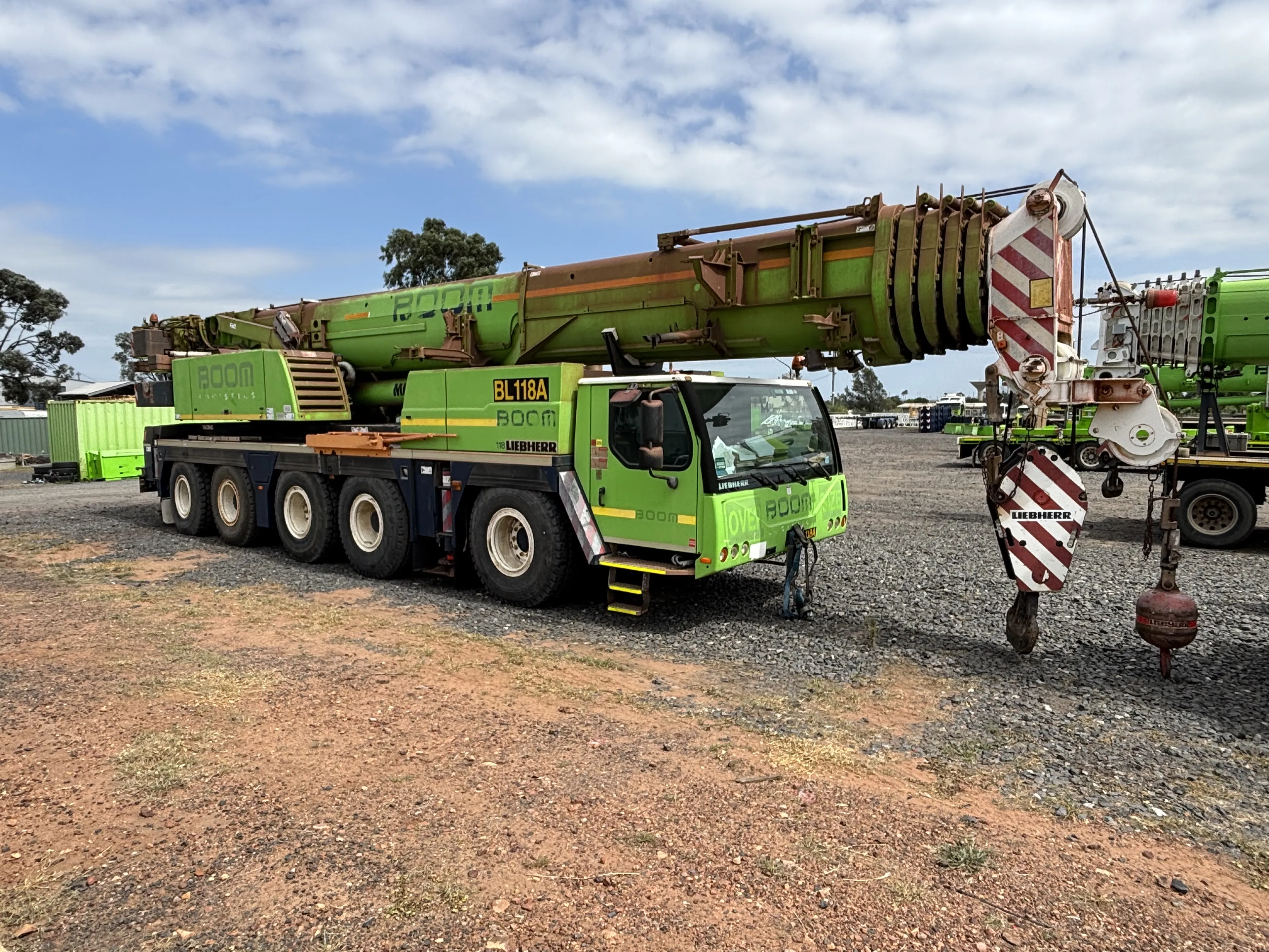 2012 Liebherr LTM1160 Crane