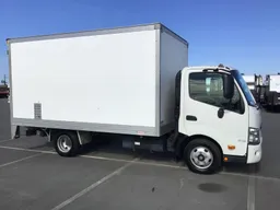2019 Hino 300   4x2 Pantech