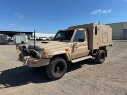2007 Toyota Landcruiser GX Diesel - Automatic