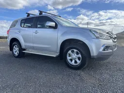 2020 Isuzu MU-X LS-M 4x2 Diesel
