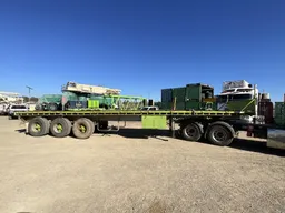 1985 Freighter ST3 Tri-Axle Flat Deck