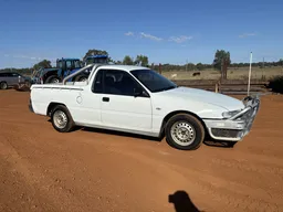2000 Holden Ute VS Petrol