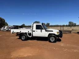2020 Toyota Landcruiser Workmate Diesel  (EX CORPORATE)
