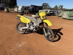 2021 Suzuki 400E  Petrol (EX CORPORATE PASTORAL)
