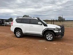 2014 Toyota Landcruiser Prado GXL Diesel  (EX CORPORATE PASTORAL)
