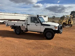 2021 Toyota Landcruiser Workmate Diesel  (EX CORPORATE)
