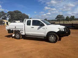 2013 Toyota Hilux SR Diesel (EX CORPORATE)