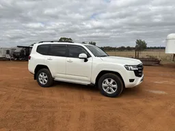 2022 Toyota Landcruiser GXL Diesel