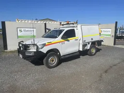 2016 Toyota Hilux SR Diesel (Ex Lease)