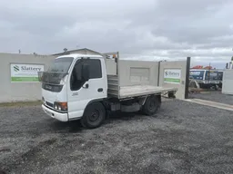 2000 Isuzu NKR SERIES    Tray Truck