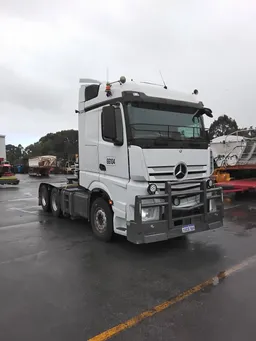 2019 Mercedes Benz Actros   6x2 Cab Chassis