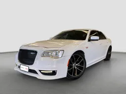 2016 Chrysler 300 SRT Petrol