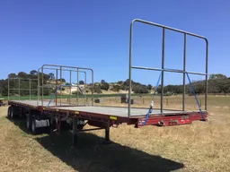 2001 Barker Tandem Semi Trailers